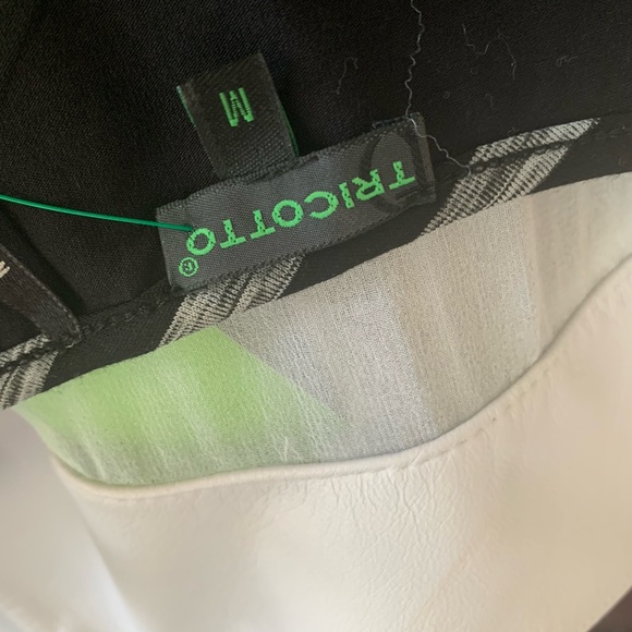 Tricotto Beautiful Sleeveless Designer Dress - Picture 11 of 14